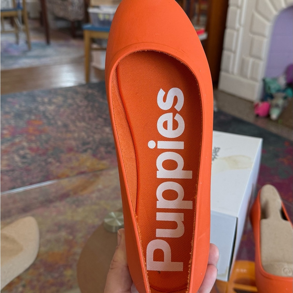 Women's Orange Hush Puppies Flats - Picture 4 of 4